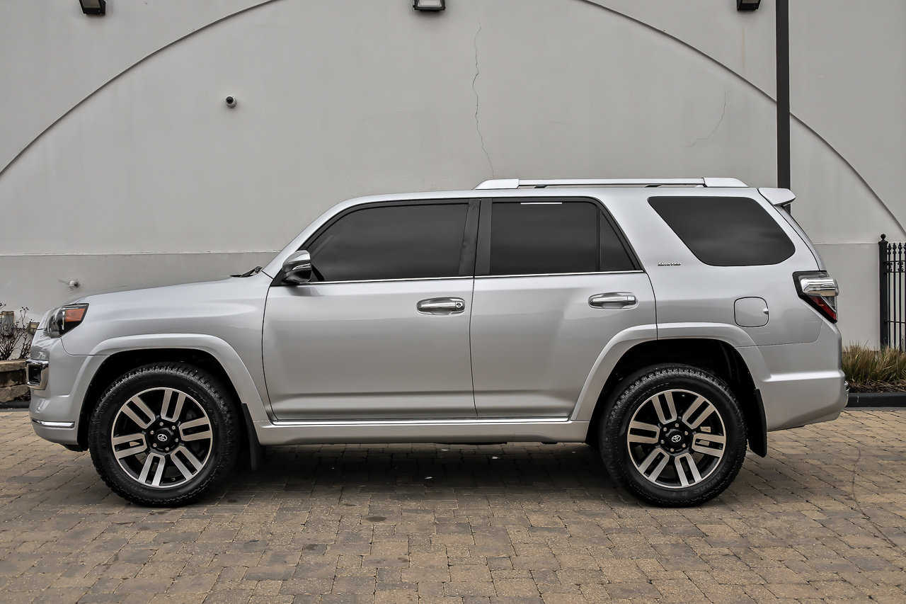 Used 2016 Toyota 4Runner Limited w/ Convenience Package image 4