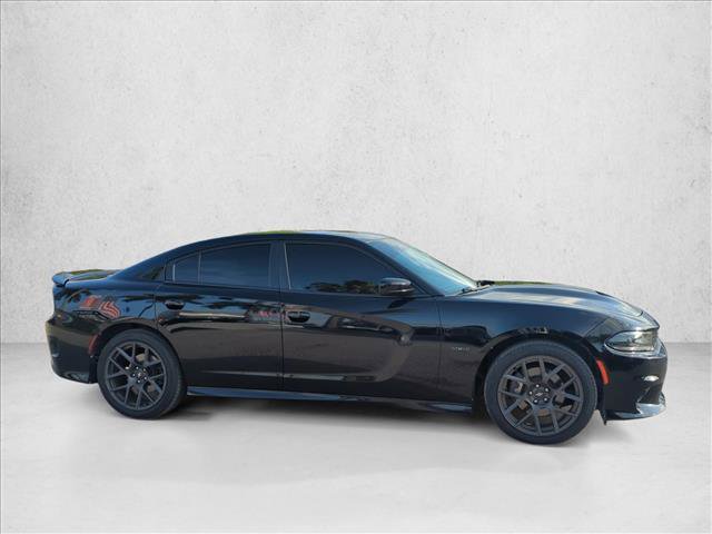 Used 2019 Dodge Charger R/T RWD image 4