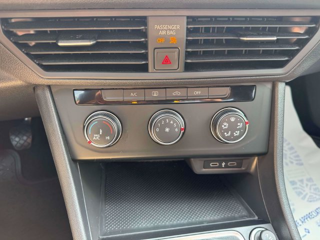 Certified 2022 Volkswagen Jetta Sport FWD image 29