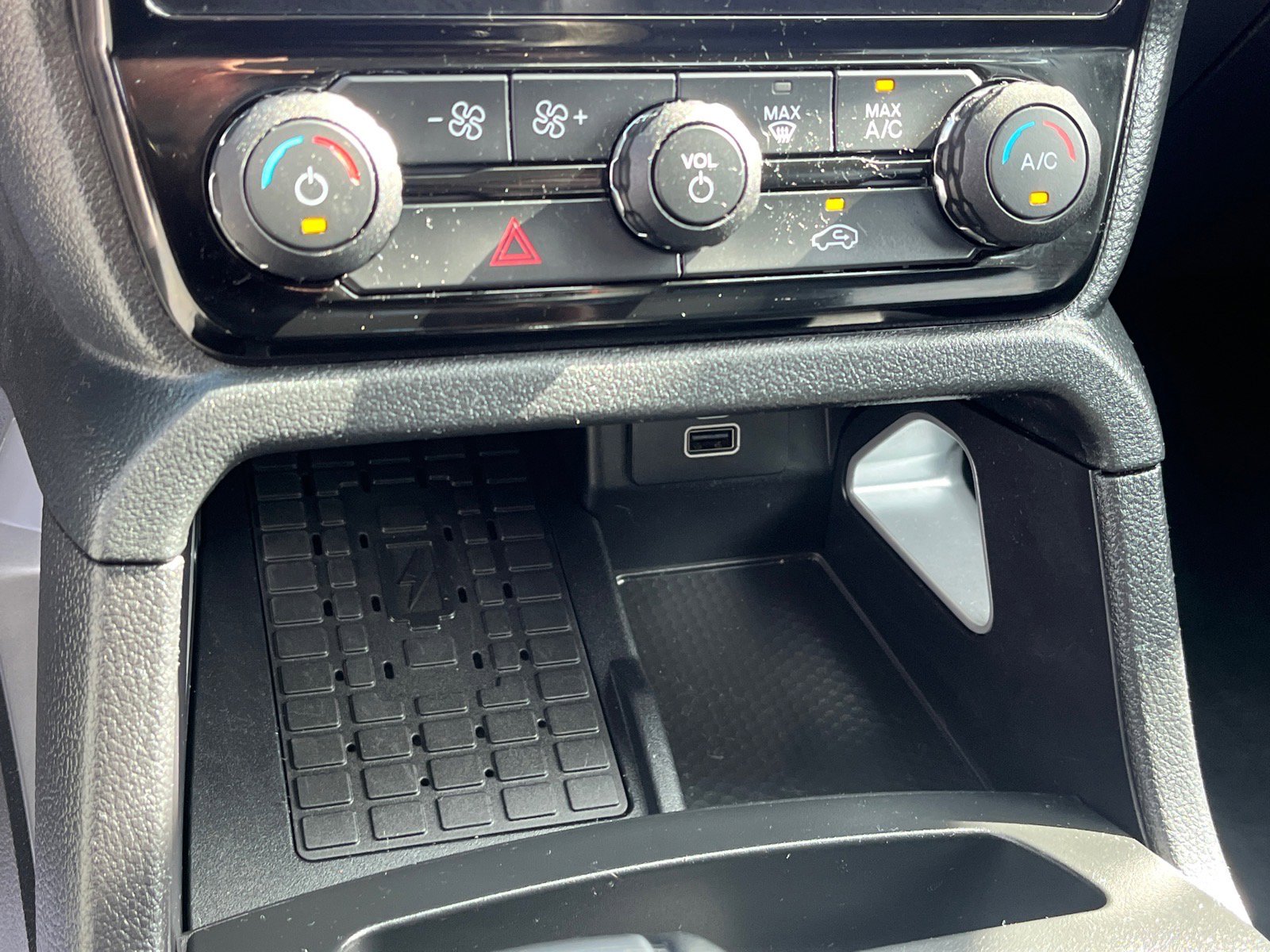 Certified 2024 Ford Ranger Lariat w/ FX4 Off-Road Package image 15