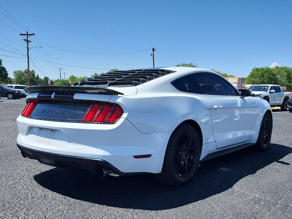 Used 2015 Ford Mustang Coupe RWD image 6