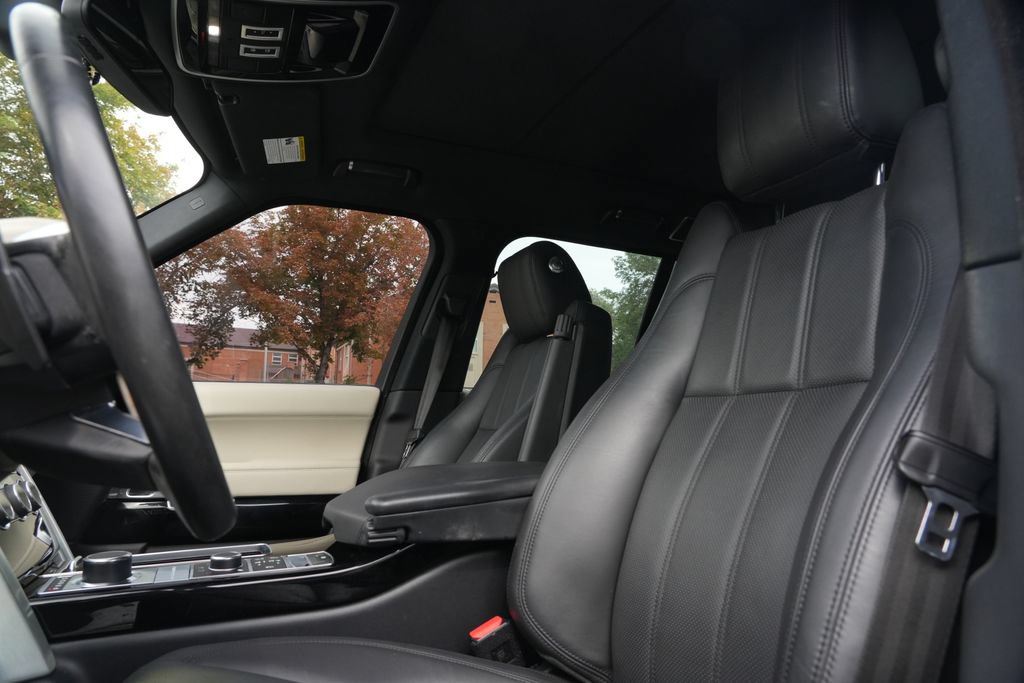 Used 2016 Land Rover Range Rover HSE AWD/4WD image 11