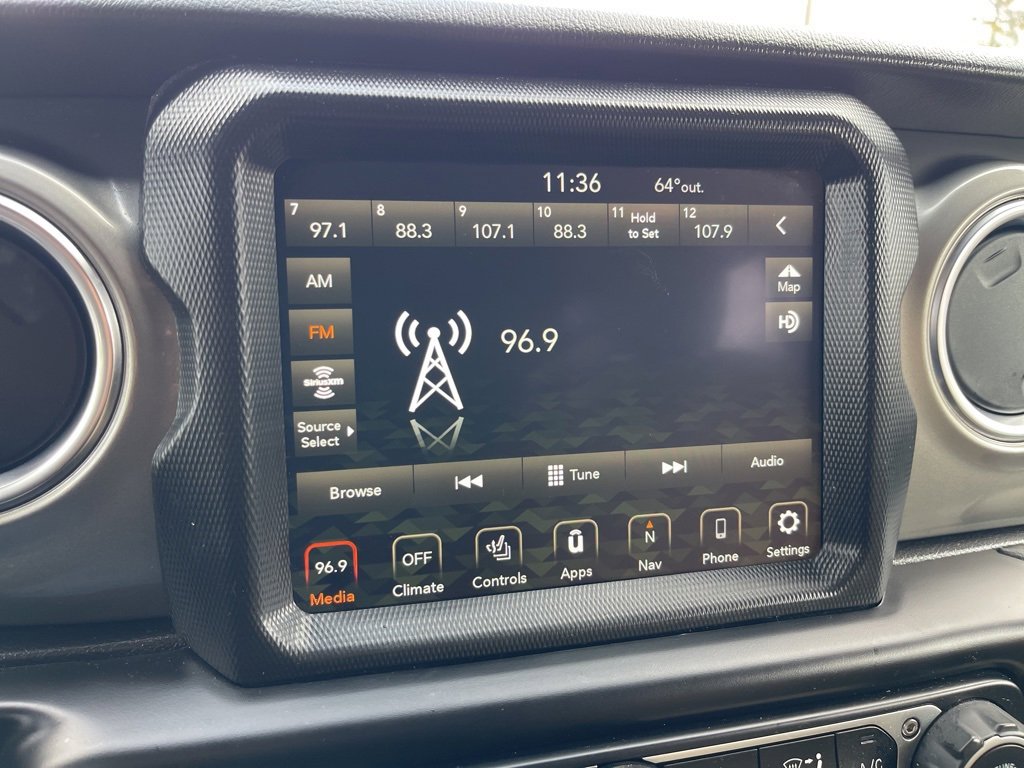 Used 2022 Jeep Wrangler Unlimited Sahara w/ LED Lighting Group image 10