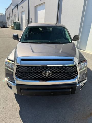 Used 2021 Toyota Tundra SR5 w/ SR5 Upgrade Package AWD/4WD image 13