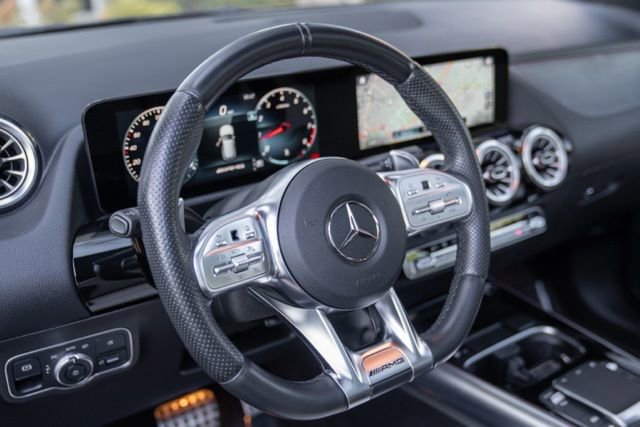 Used 2022 Mercedes-Benz GLA 45 AMG 4MATIC image 33