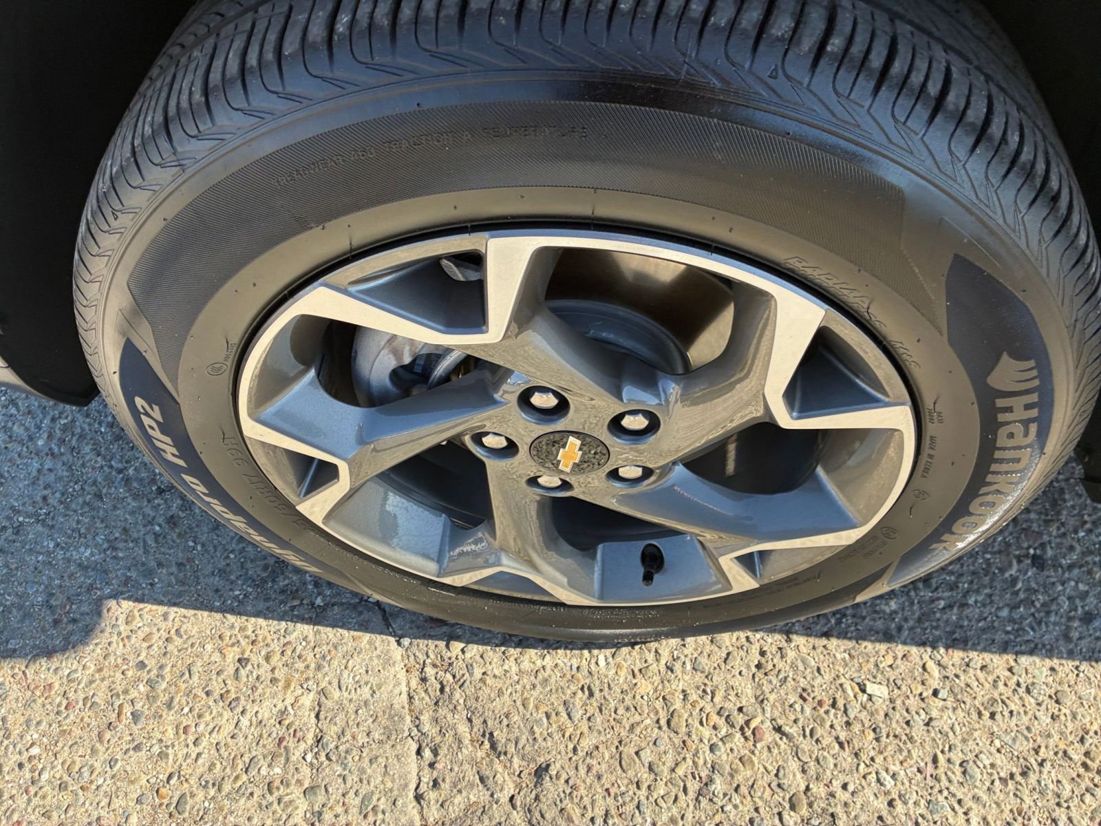 Used 2025 Chevrolet Trax LT image 31