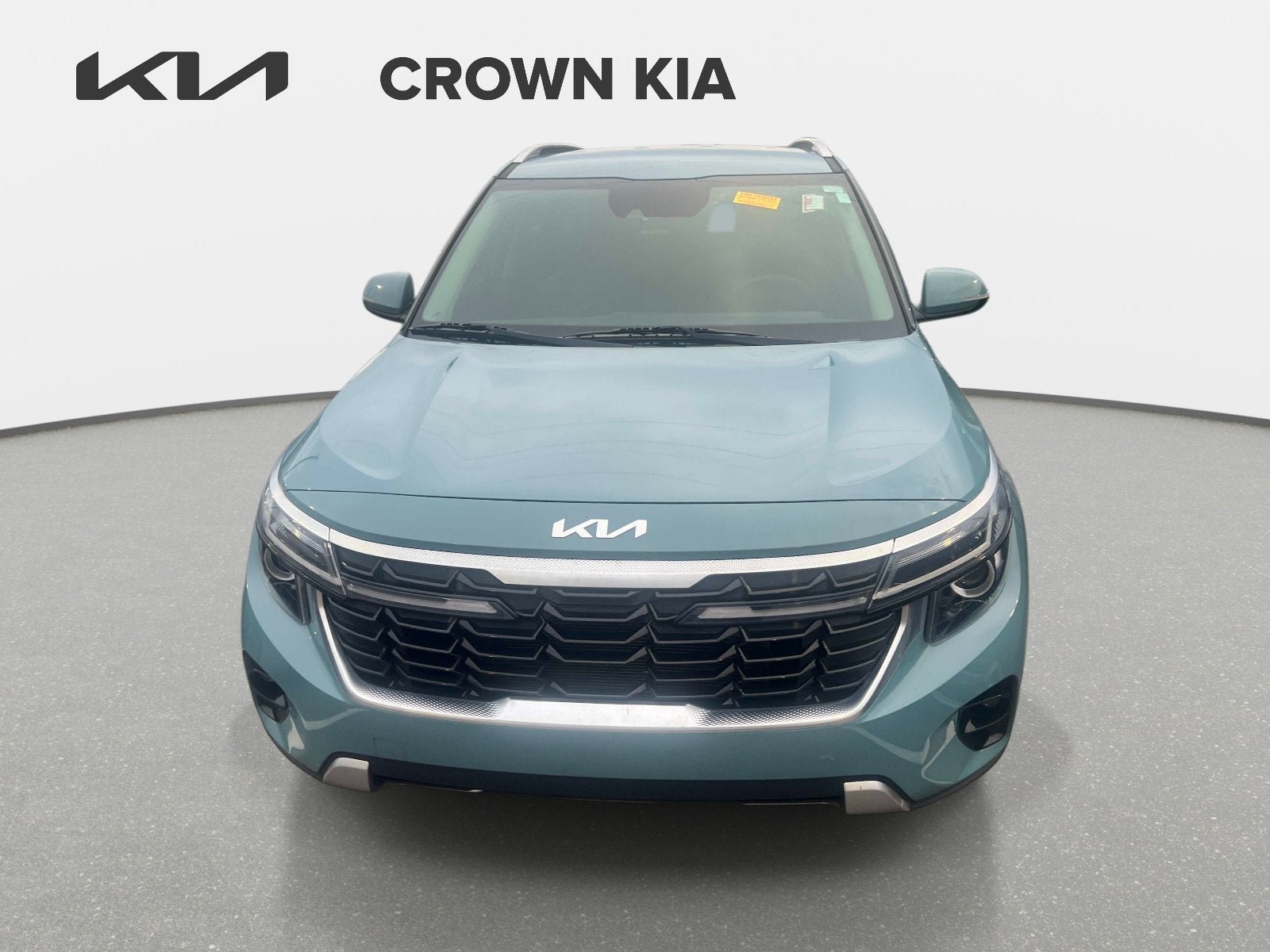 Used 2024 Kia Seltos EX FWD image 3