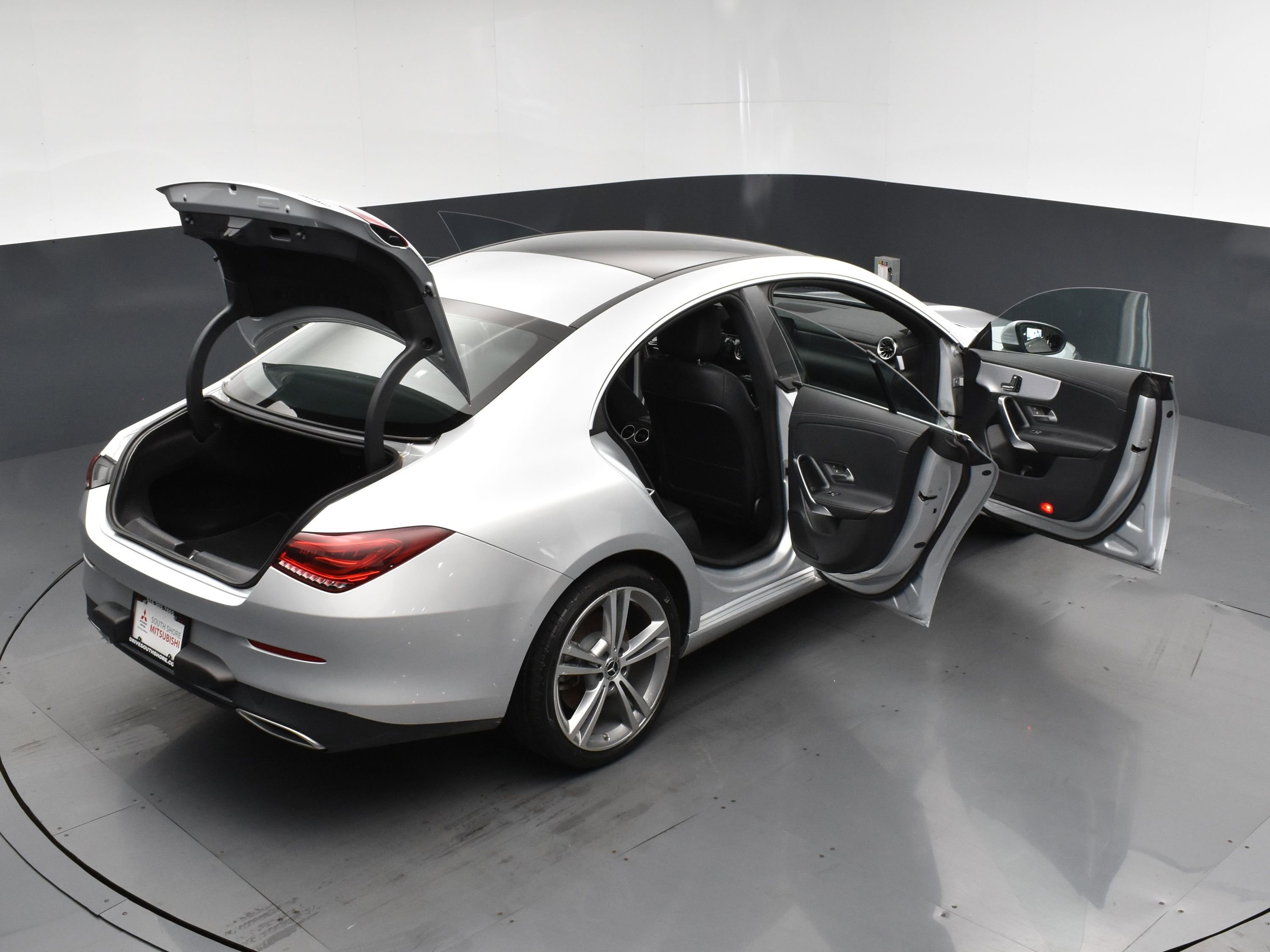 Used 2022 Mercedes-Benz CLA 250 4MATIC image 29