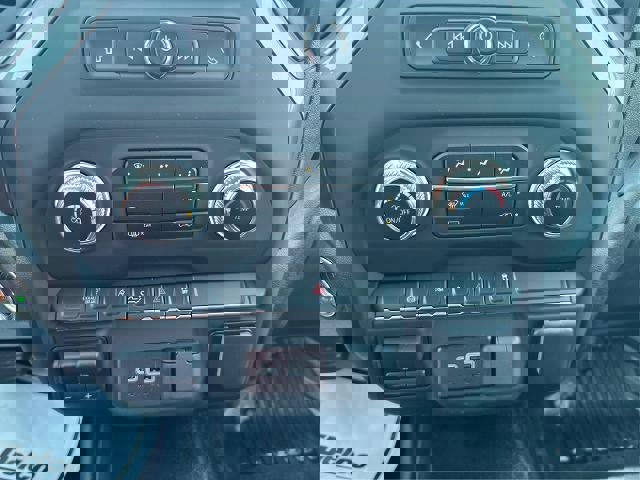 New 2025 GMC Sierra 3500 Pro w/ Convenience Package image 12