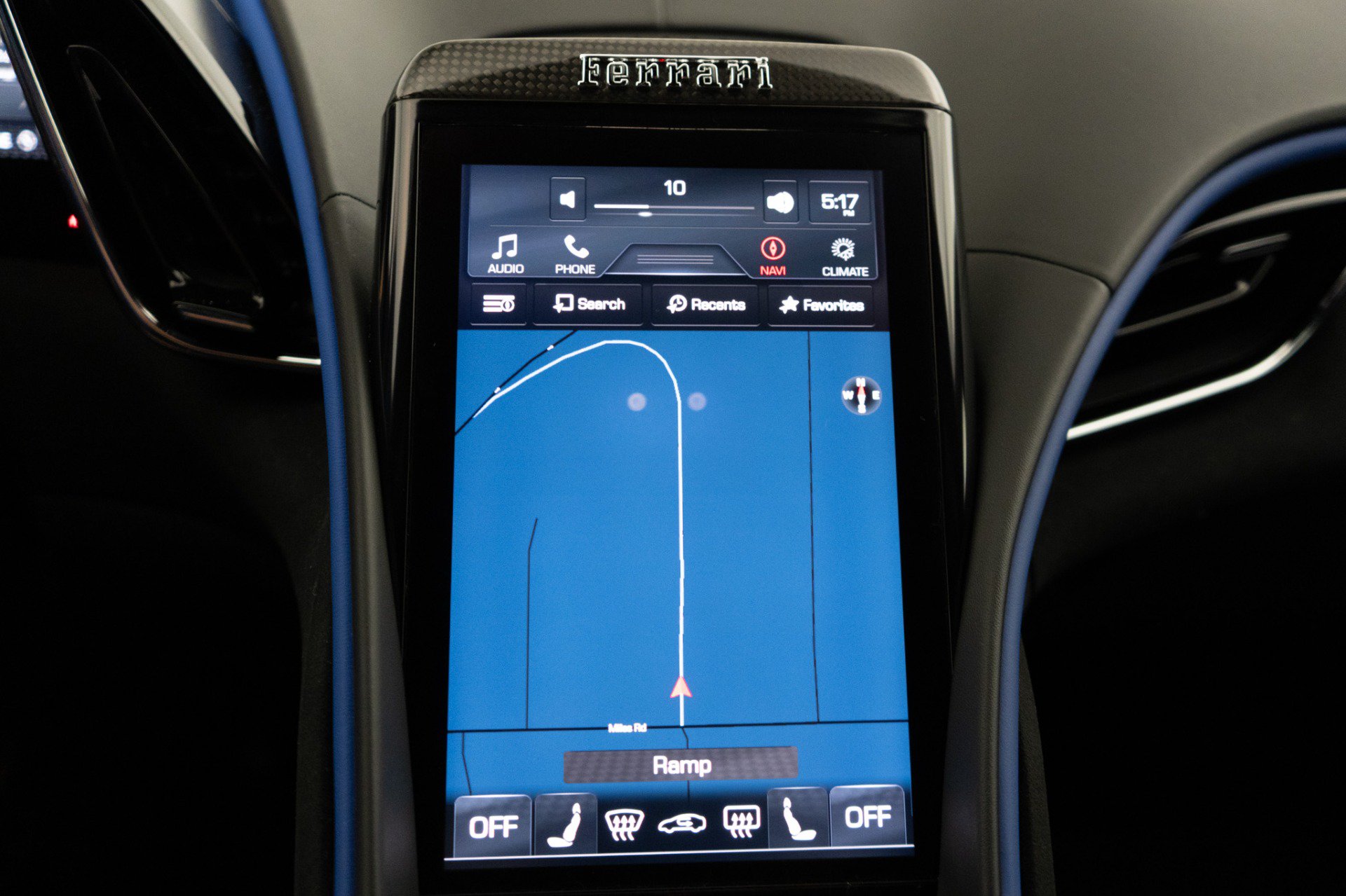 Used 2022 Ferrari Roma RWD image 17