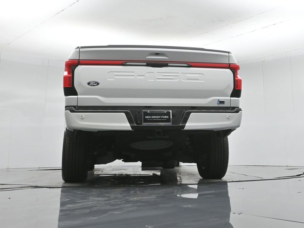 New 2025 Ford F150 Lightning Lariat w/ Max Trailer Tow Package image 48