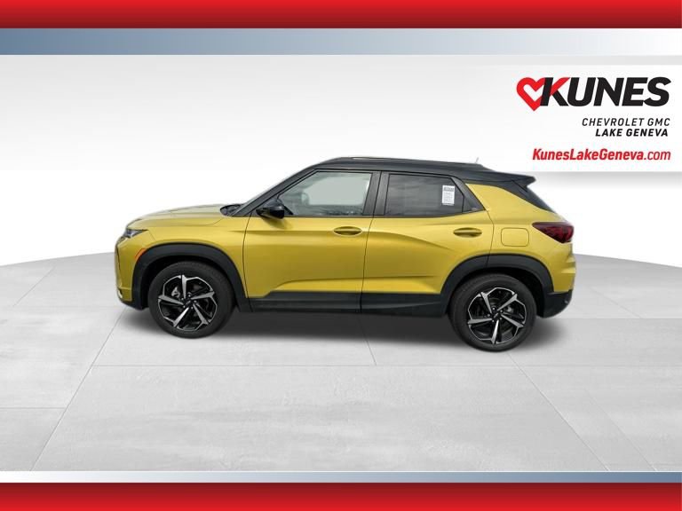 Used 2023 Chevrolet TrailBlazer RS w/ Sun and Liftgate Package image 9