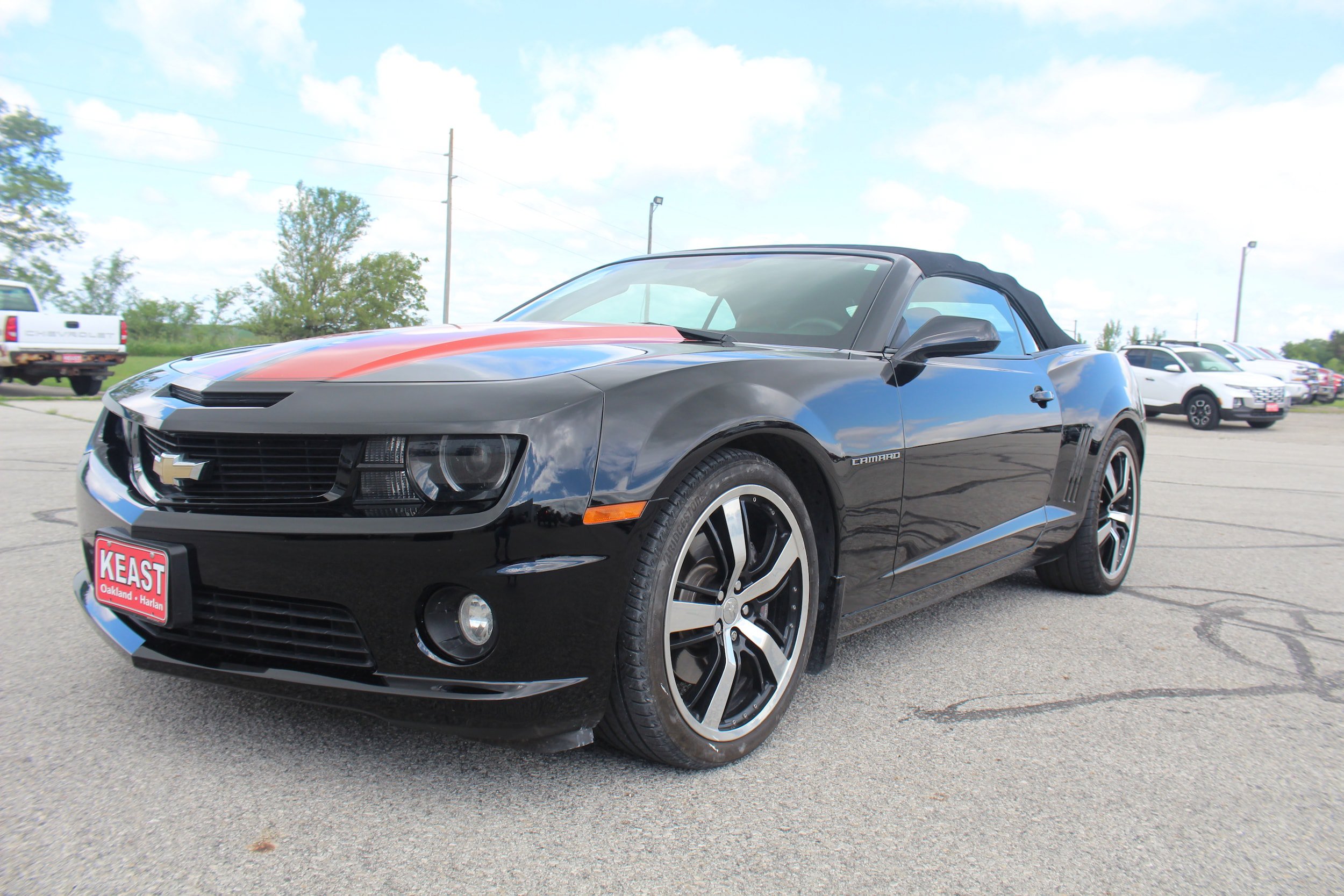 Used 2011 Chevrolet Camaro SS RWD image 1