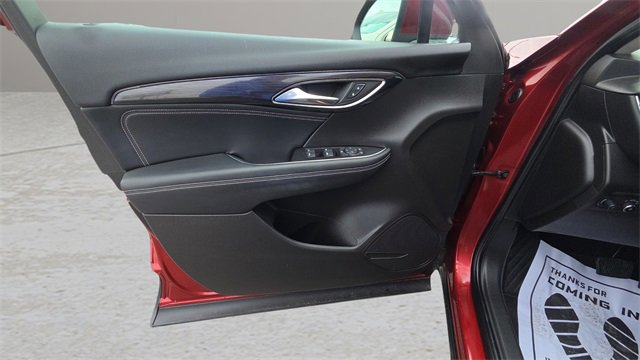 Used 2023 Buick Envision Preferred image 22