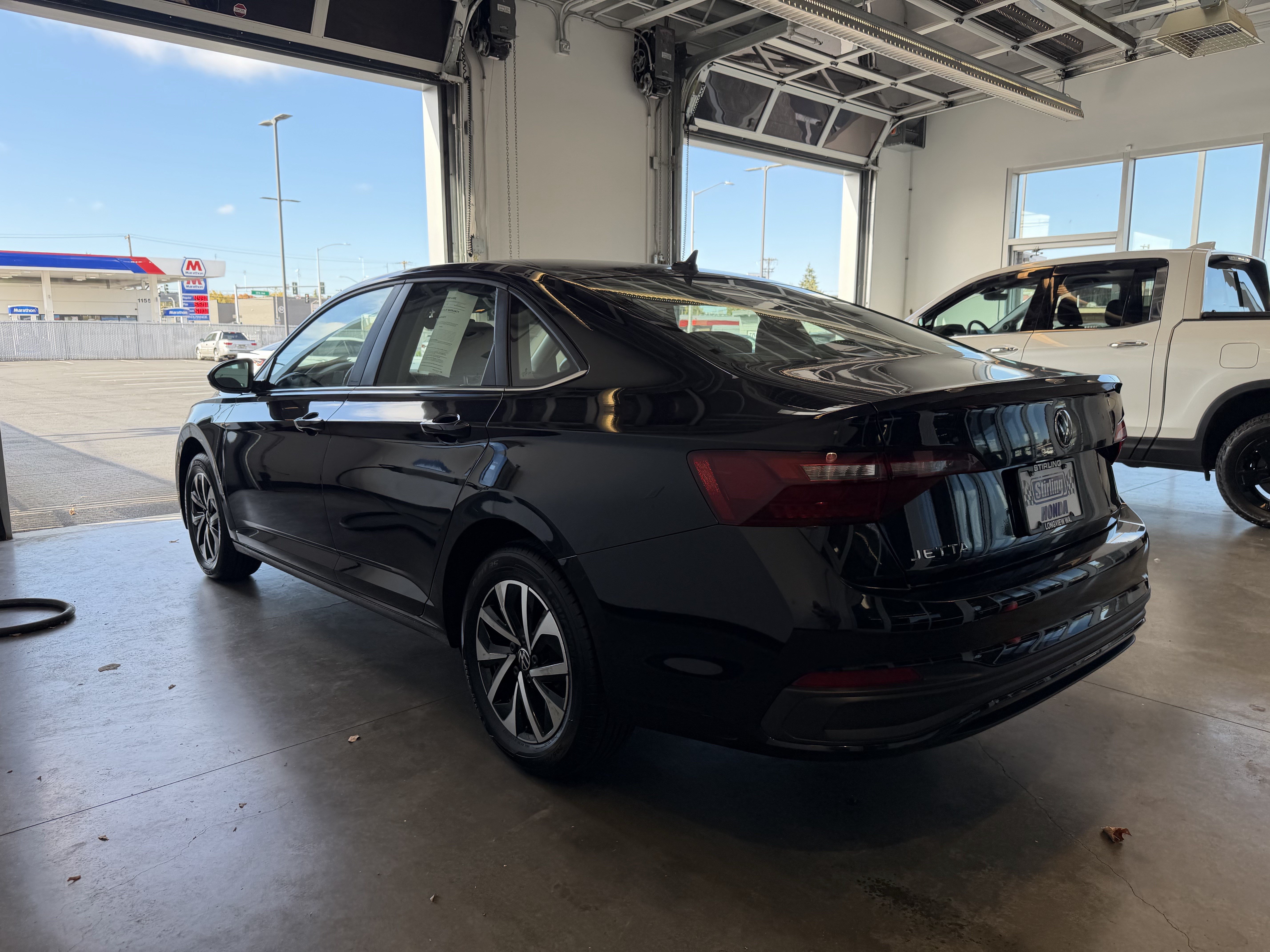 Used 2024 Volkswagen Jetta S FWD image 5