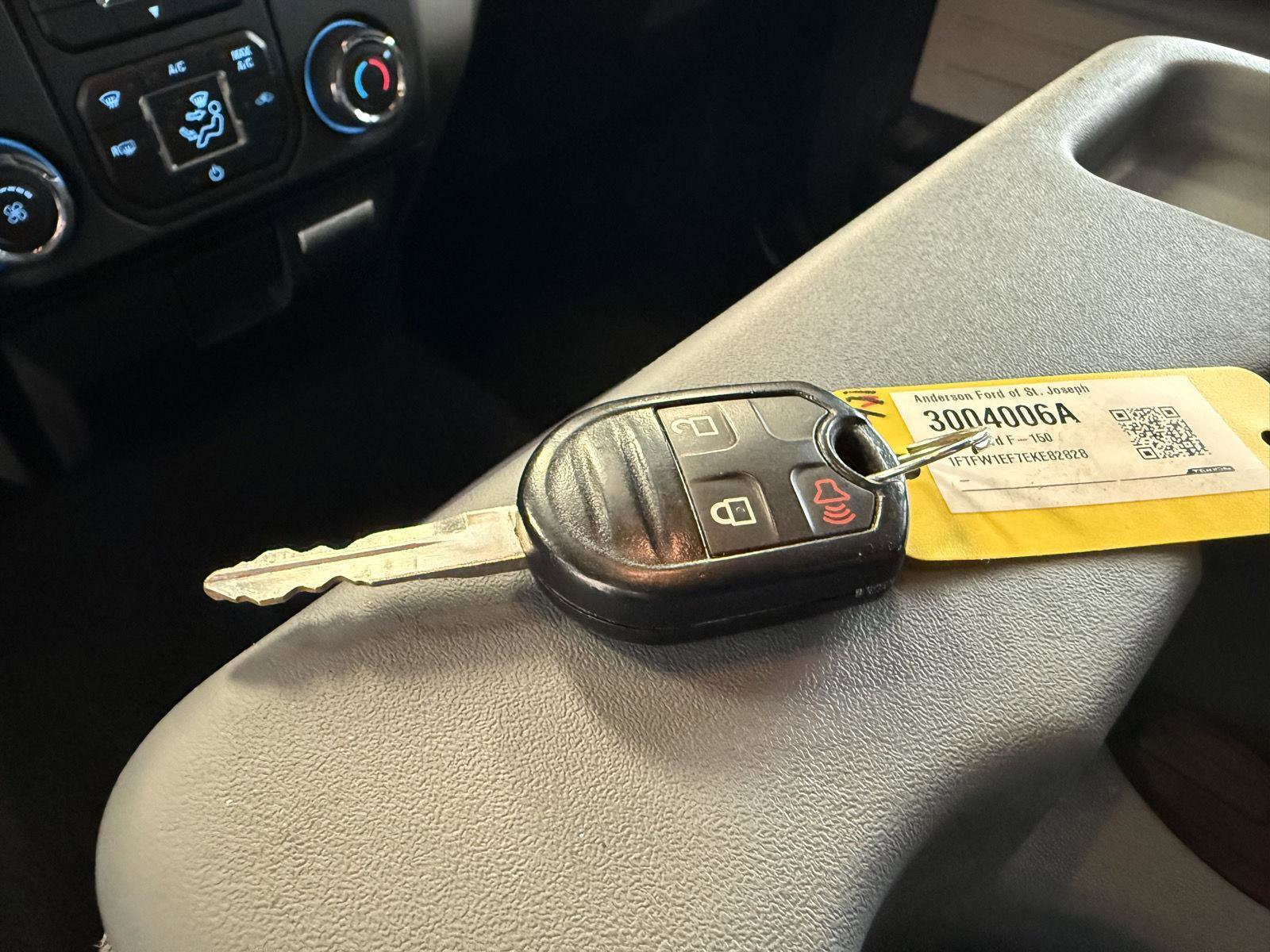 Used 2014 Ford F150 XLT w/ Equipment Group 302A Luxury image 25