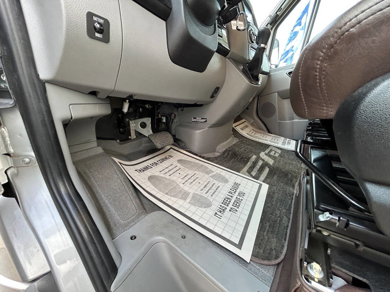Used 2017 Mercedes-Benz Sprinter 3500 image 31