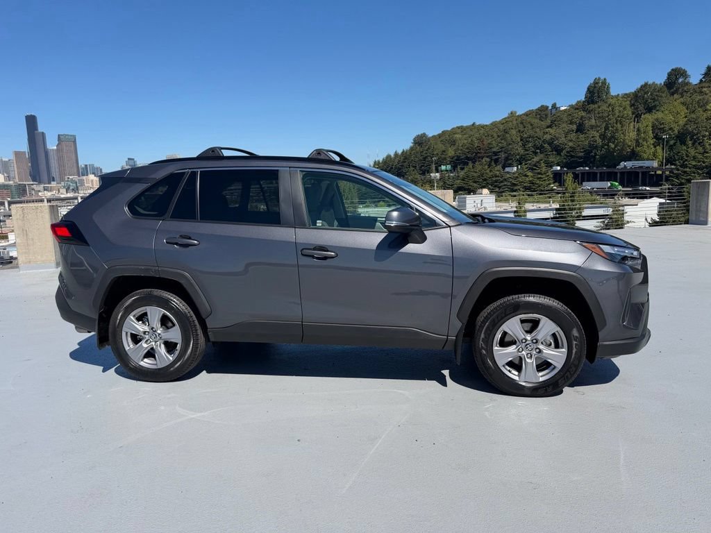 Used 2025 Toyota RAV4 XLE w/ Convenience Package AWD/4WD video 2