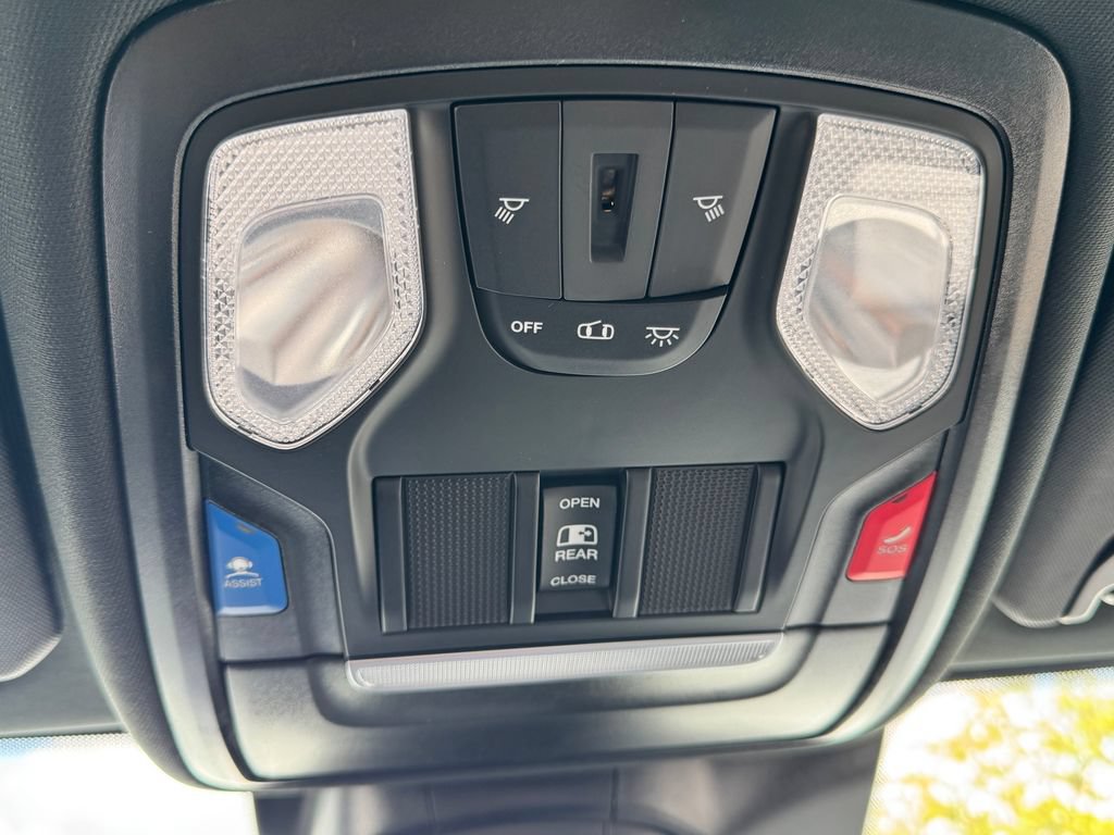 New 2026 RAM 3500 Tradesman AWD/4WD image 24