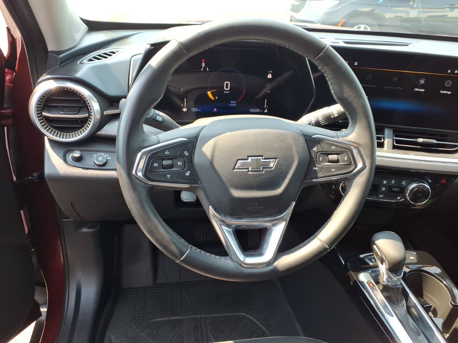 Used 2024 Chevrolet Trax ACTIV FWD image 7