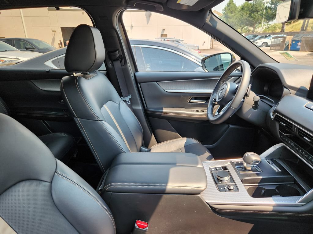 Certified 2025 MAZDA CX-70 3.3 Turbo S w/ Premium Package AWD/4WD image 10