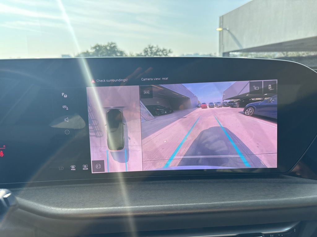 Used 2025 Audi Q5 Premium w/ Convenience Package image 25