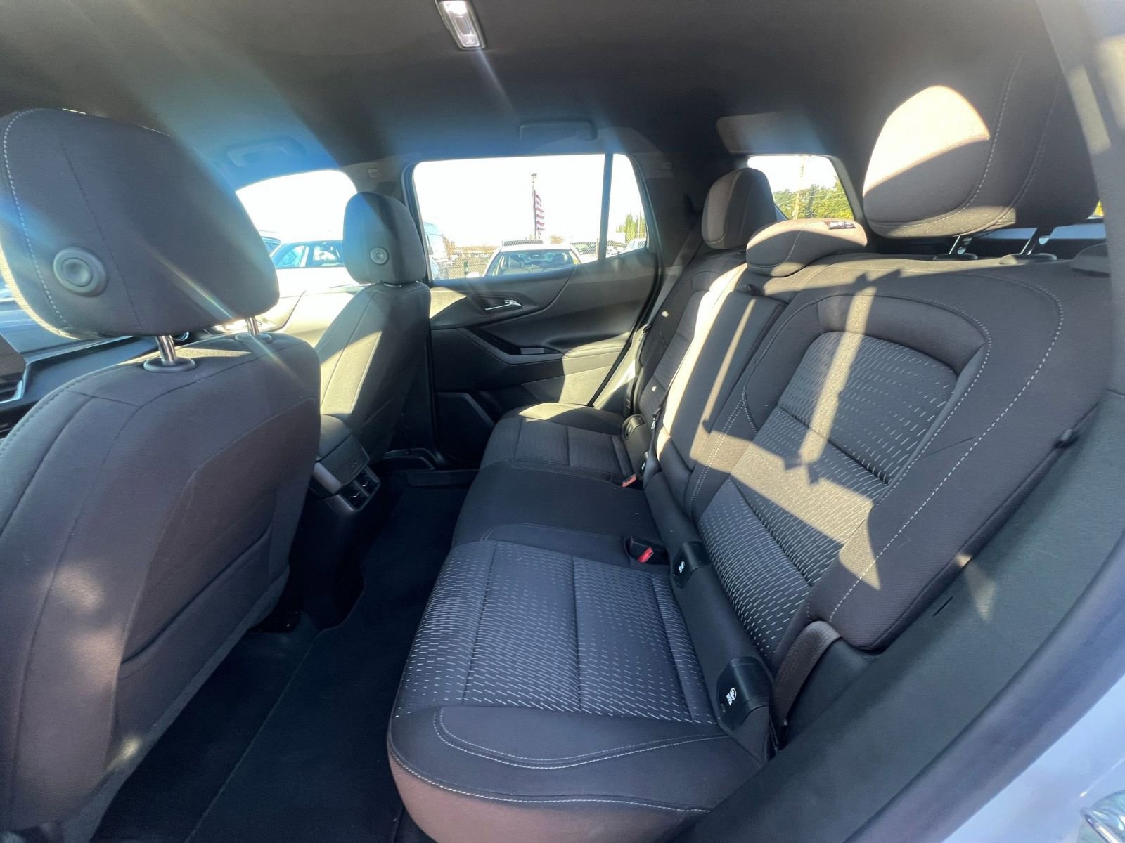 Used 2025 Chevrolet Equinox LT image 25