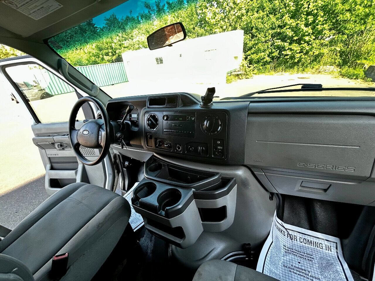 Used 2014 Ford E-250 and Econoline 250 w/ Power Group image 23