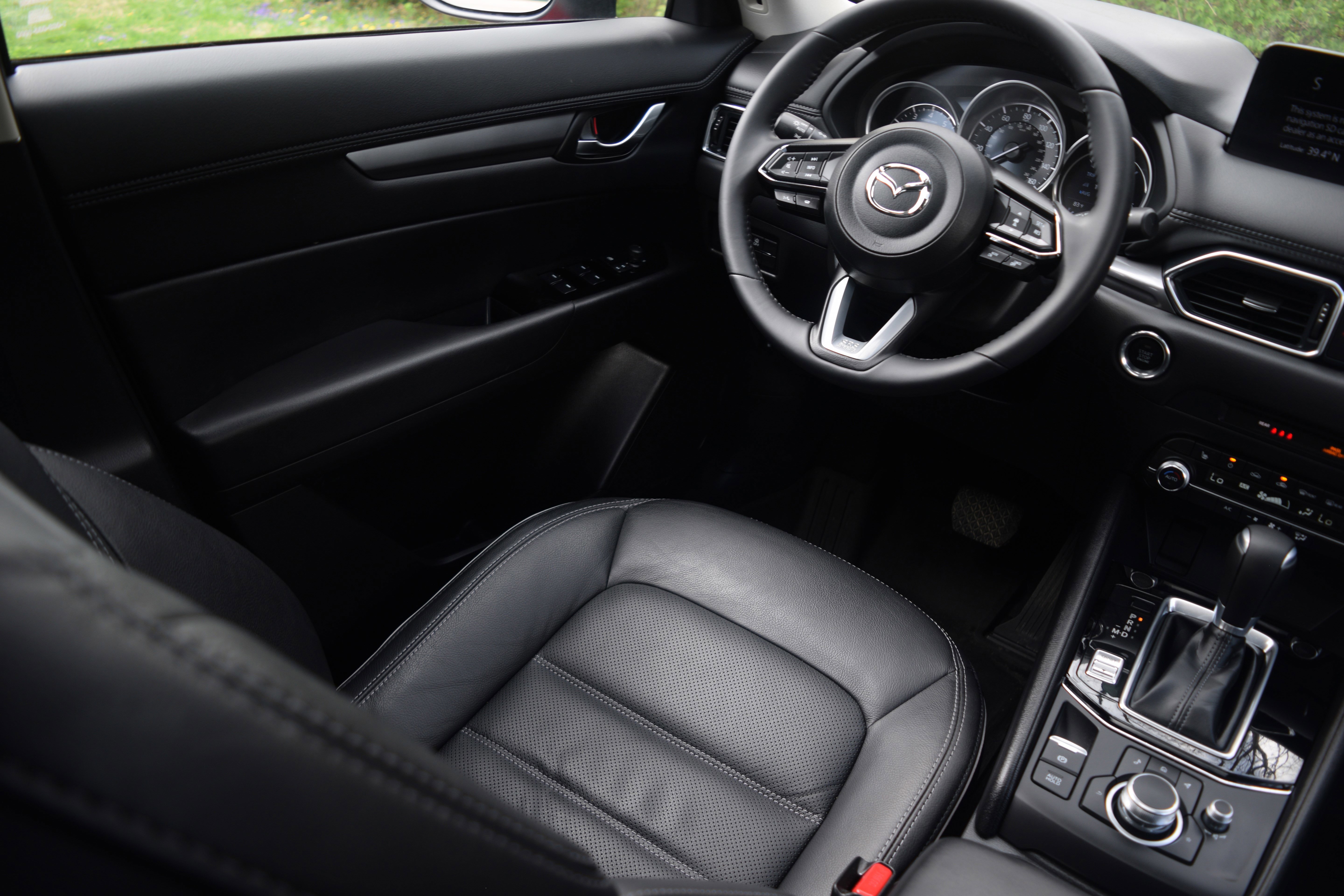 Used 2025 MAZDA CX-5 AWD 2.5 S w/ Preferred Package image 2