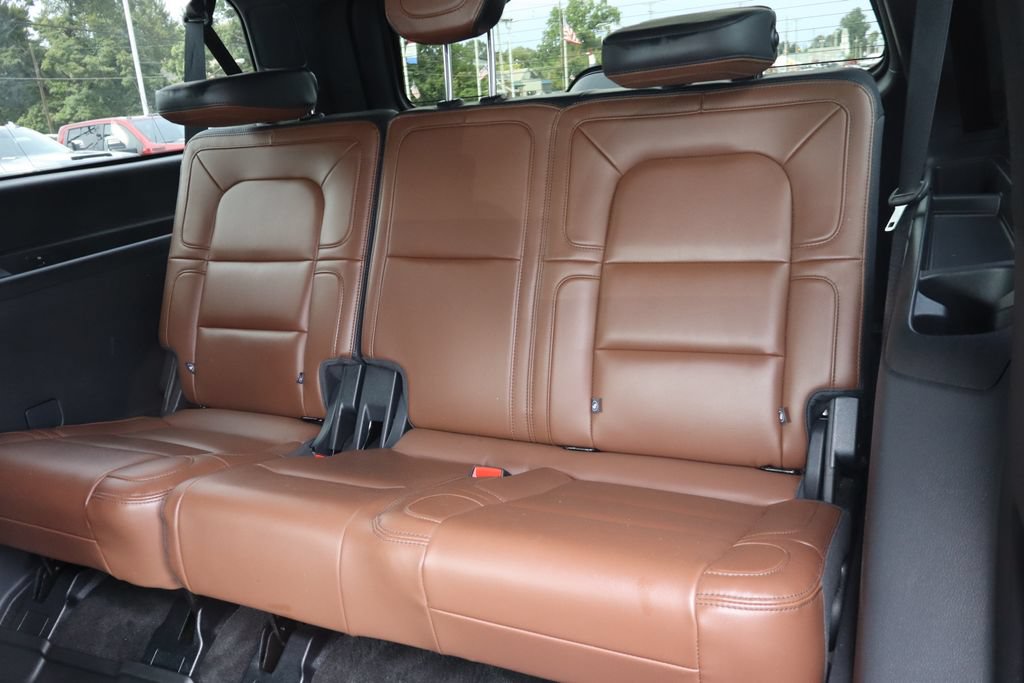 Used 2024 Lincoln Navigator L Reserve AWD/4WD image 34