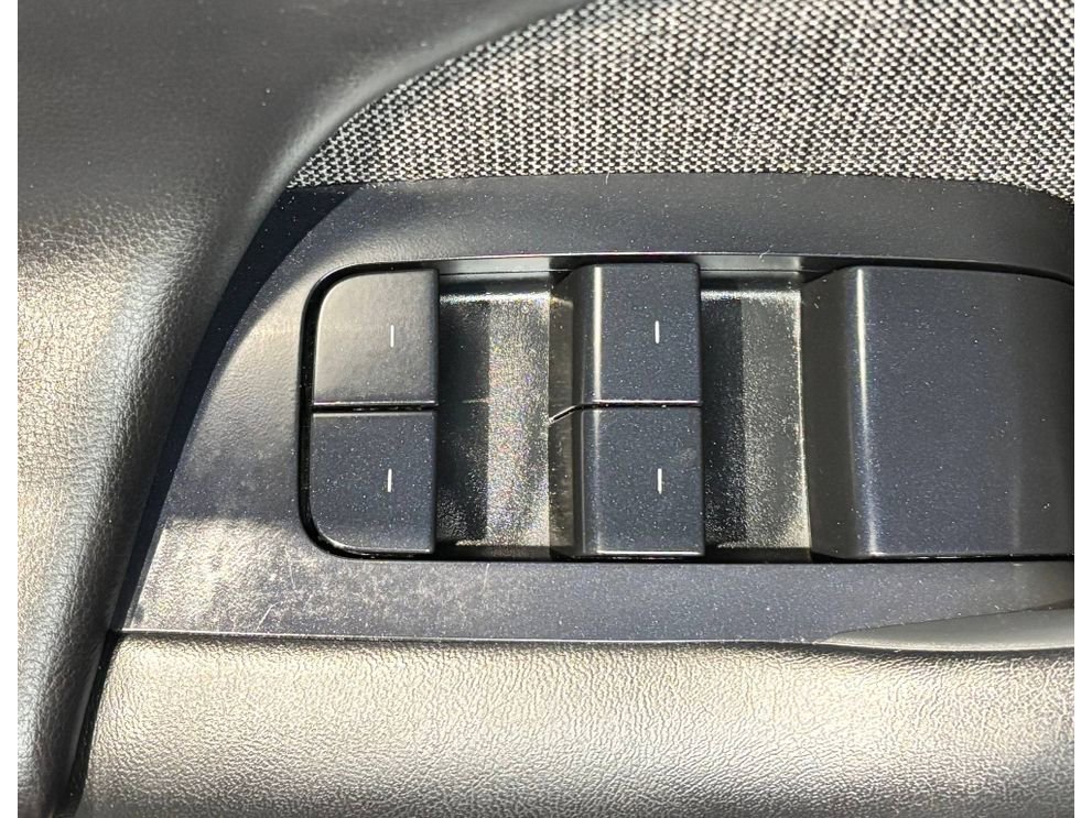 Used 2024 Tesla Model X image 38