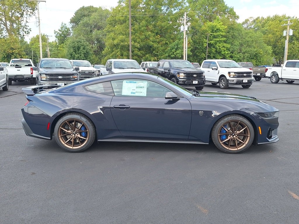New 2025 Ford Mustang Dark Horse image 19