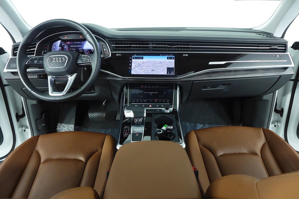 Used 2023 Audi Q8 Premium Plus w/ Premium Plus Package image 25