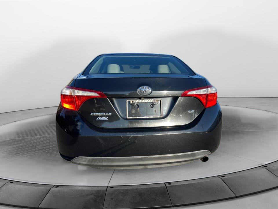 Used 2015 Toyota Corolla LE FWD image 13