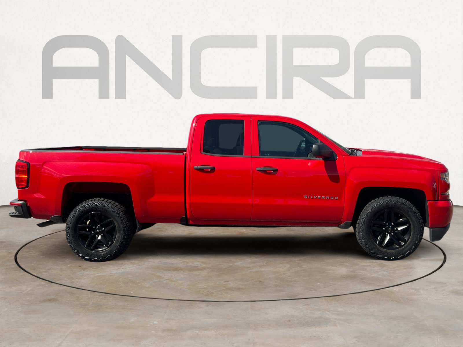Used 2018 Chevrolet Silverado 1500 Custom w/ Custom Convenience Package RWD image 11