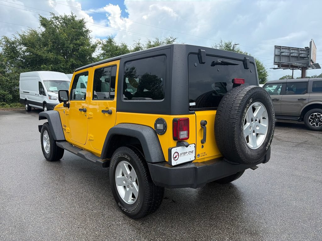 Used 2015 Jeep Wrangler Unlimited Sport w/ Quick Order Package 24S AWD/4WD image 5