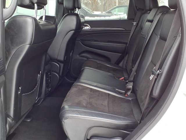 Used 2020 Jeep Grand Cherokee Altitude image 13