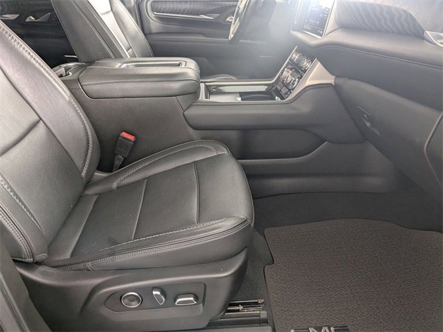 Certified 2021 GMC Yukon Denali w/ Denali Premium Package image 36