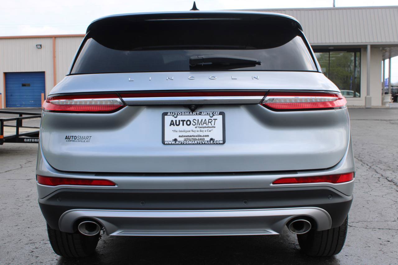 Used 2022 Lincoln Corsair Reserve w/ Elements Package FWD image 5
