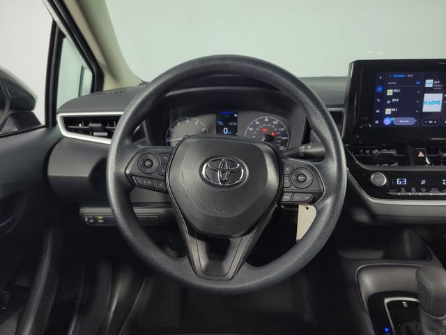 Used 2025 Toyota Corolla LE FWD image 21