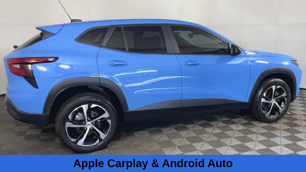 Certified 2024 Chevrolet Trax RS FWD image 11