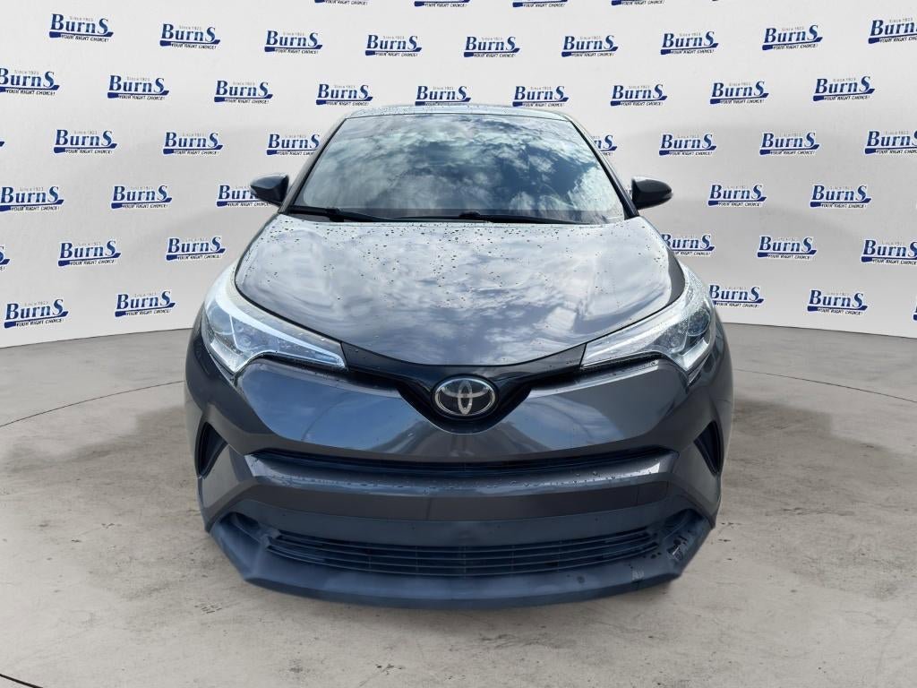Used 2019 Toyota C-HR LE FWD image 2