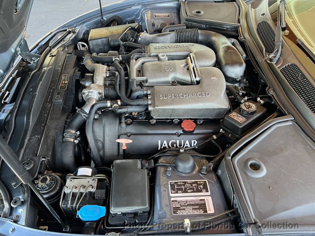 Used 2001 Jaguar XKR Convertible RWD image 87