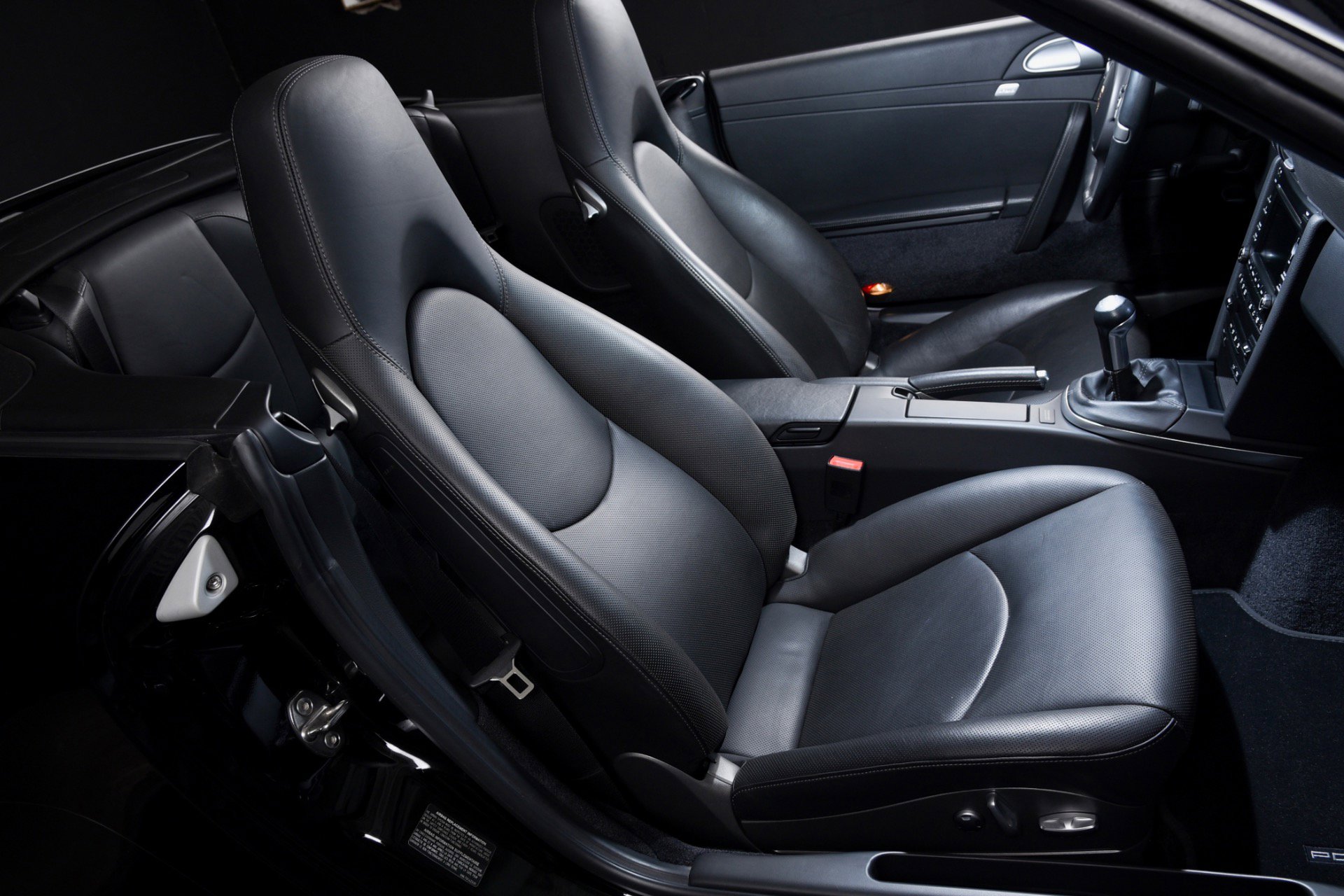 Used 2010 Porsche 911 Carrera 4S image 5