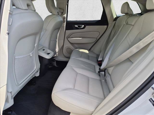 Used 2025 Volvo XC60 B5 Plus w/ Protection Package Premier AWD/4WD image 20