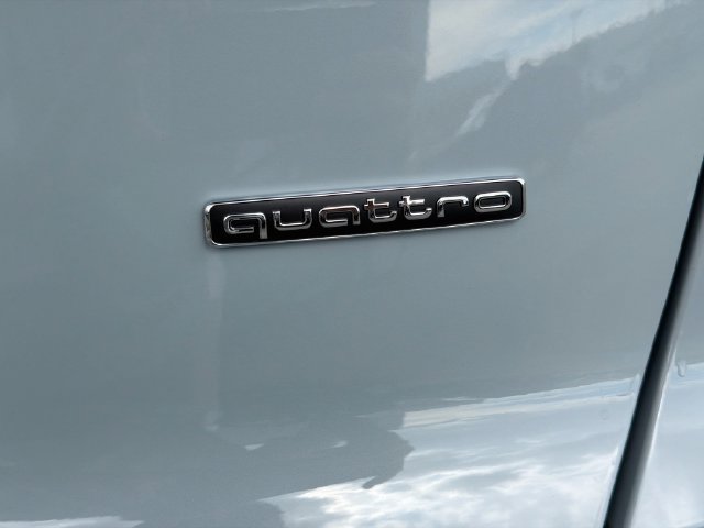 New 2026 Audi Q3 quattro 2.0T AWD/4WD image 11