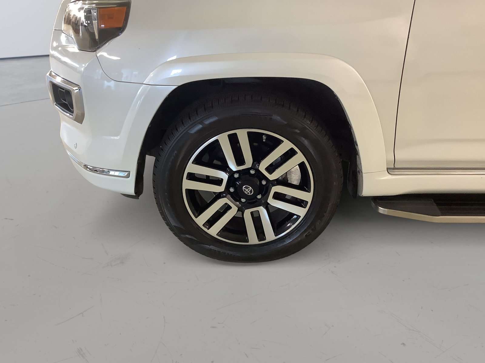 Used 2021 Toyota 4Runner Limited AWD/4WD image 8
