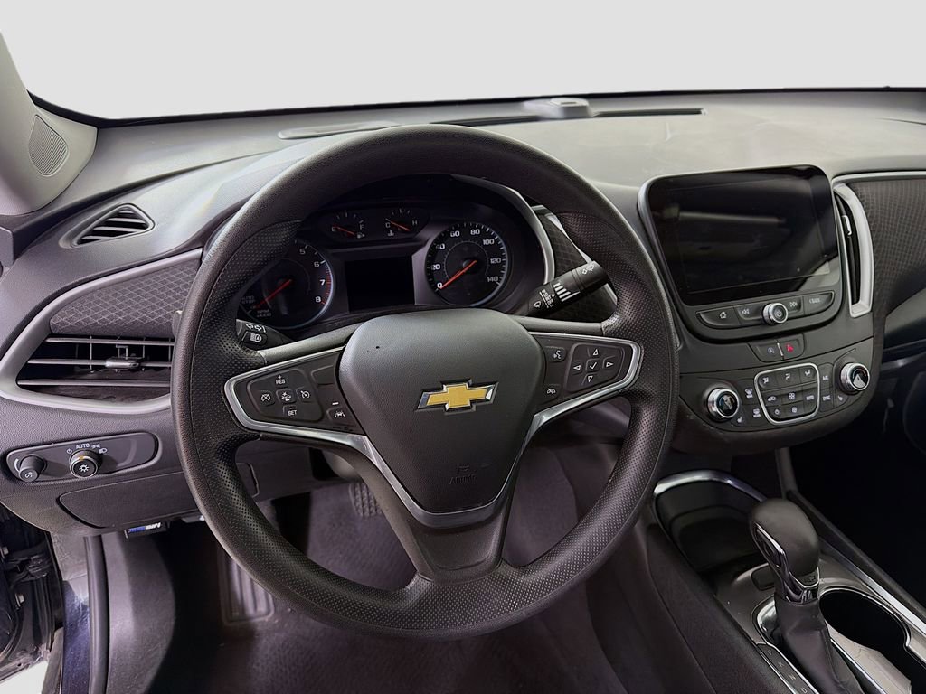 Used 2023 Chevrolet Malibu LT image 14