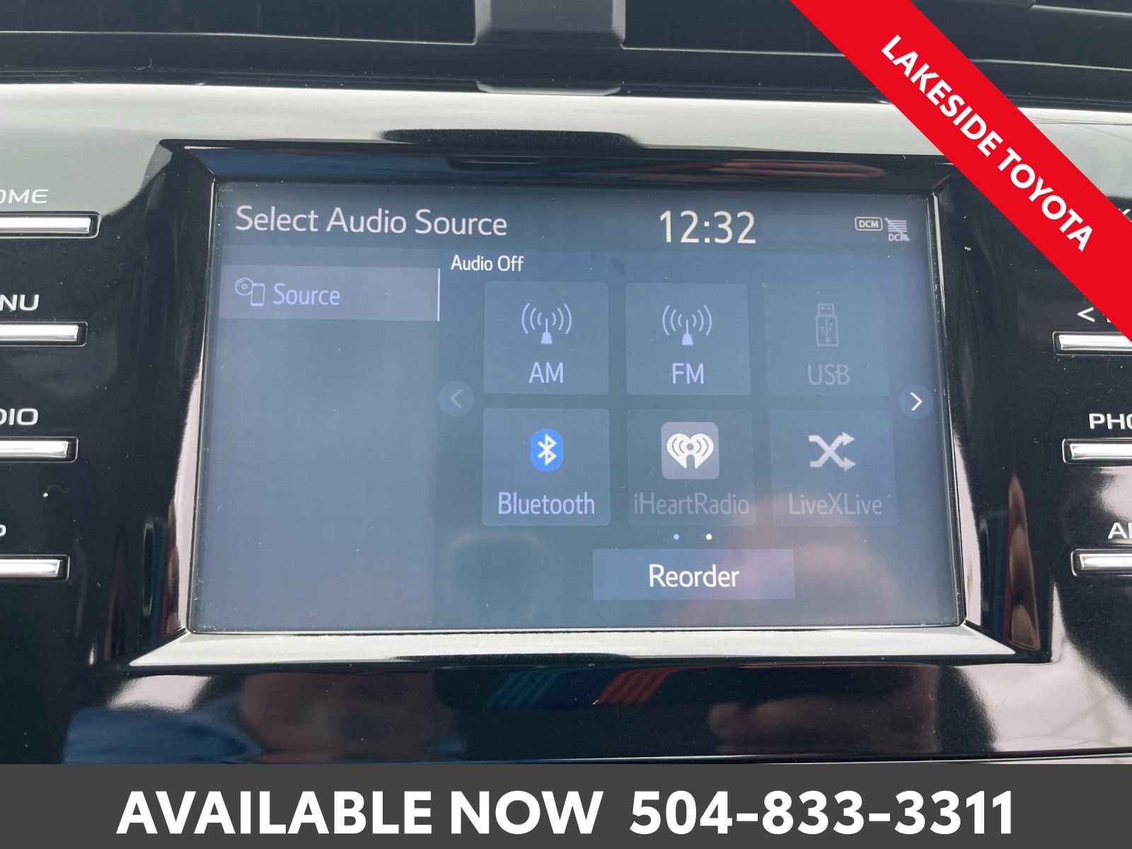 Used 2019 Toyota Camry LE image 32