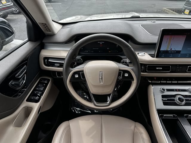 Certified 2023 Lincoln Aviator AWD w/ Premium Package image 14